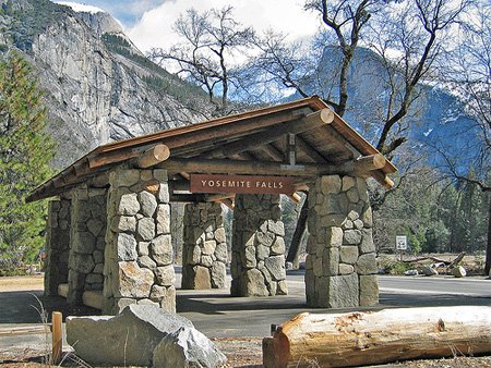Yosemite瀑布站台